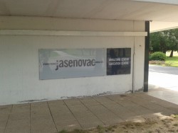 Jasenovac 18 ulaz