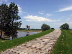 Jasenovac 6 prilaz spomeniku